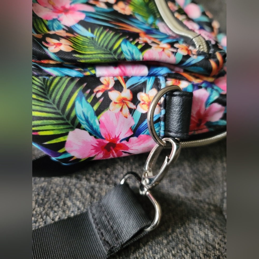 SOLD - Picture 6 of 7